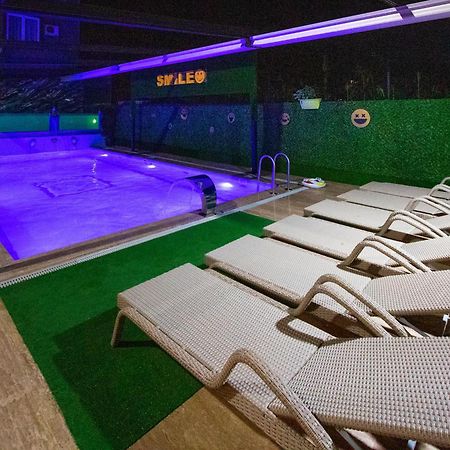 Hotel Smile Kobuleti Dış mekan fotoğraf